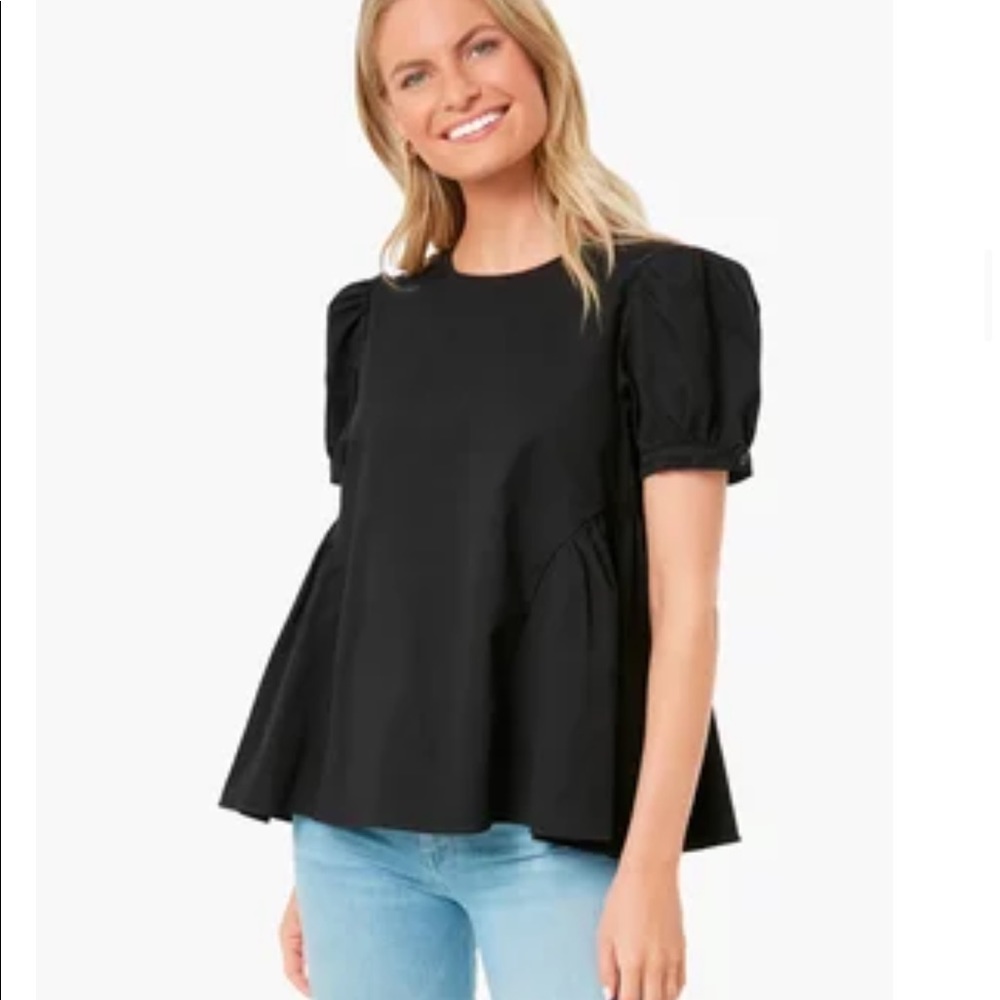 Beautiful tie back top from tuckernuck